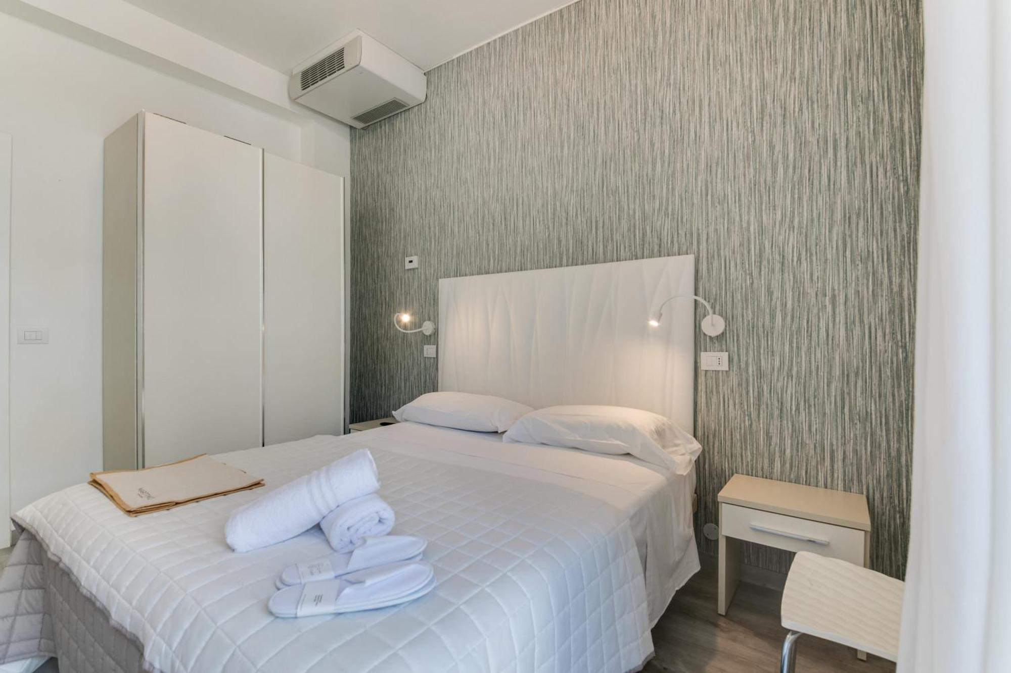 Marittimo Al Mare - Mimma Hotel Milano Marittima Bagian luar foto