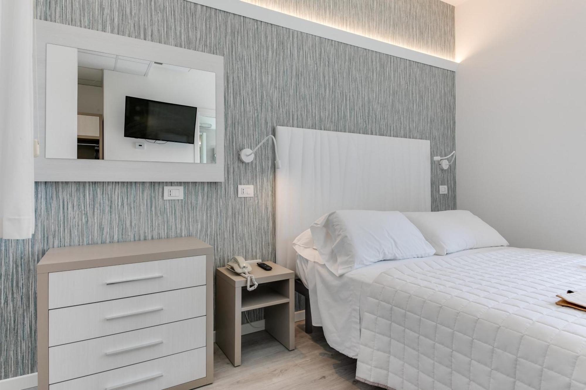 Marittimo Al Mare - Mimma Hotel Milano Marittima Bagian luar foto